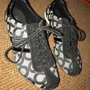 Canvas signature coach shoes